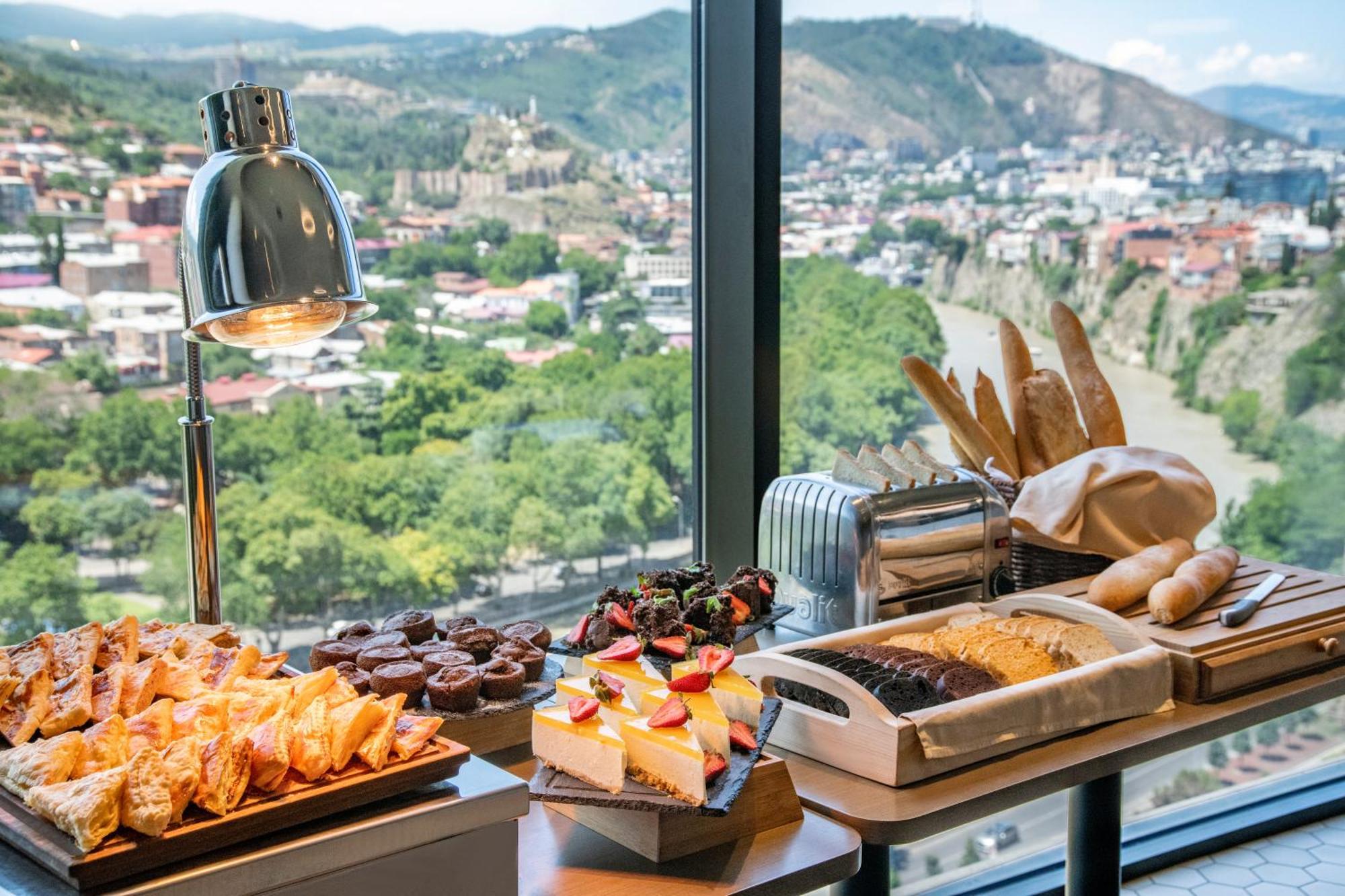Golden Tulip Design Tbilisi Hotel Exterior photo